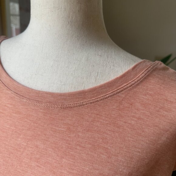 Patagonia Glorya Twist Top, Large, Reversible Front to Back, NWT - Picture 6 of 12